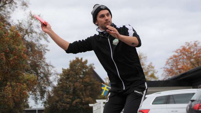 Rasmus Johansson ska för första gången tävla i amatör-SM i discgolf. Tävlingen avgörs i helgen, i Enköping.