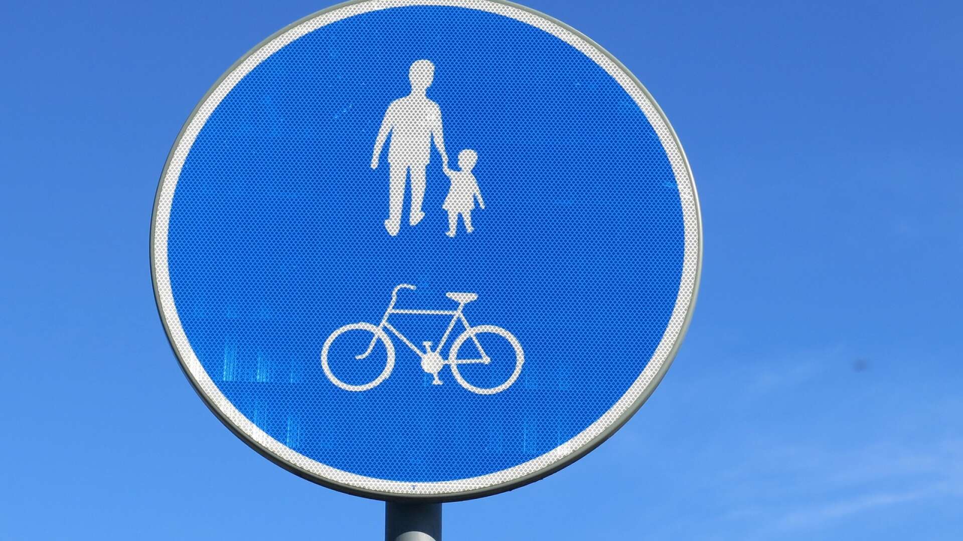 ”Varje år inför arbetet med strategisk plan lämnar vi förslag på nya åtgärder som syftar till att förbättra gång- och cykelinfrastrukturen”, skriver Ida Svensson.