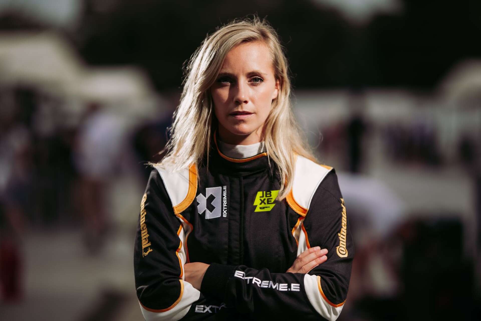 Mikaela Åhlin-Kottulinsky blickar mot premiären av Extreme E. För första gången i motorsportkarriären är hon avlönad förare.