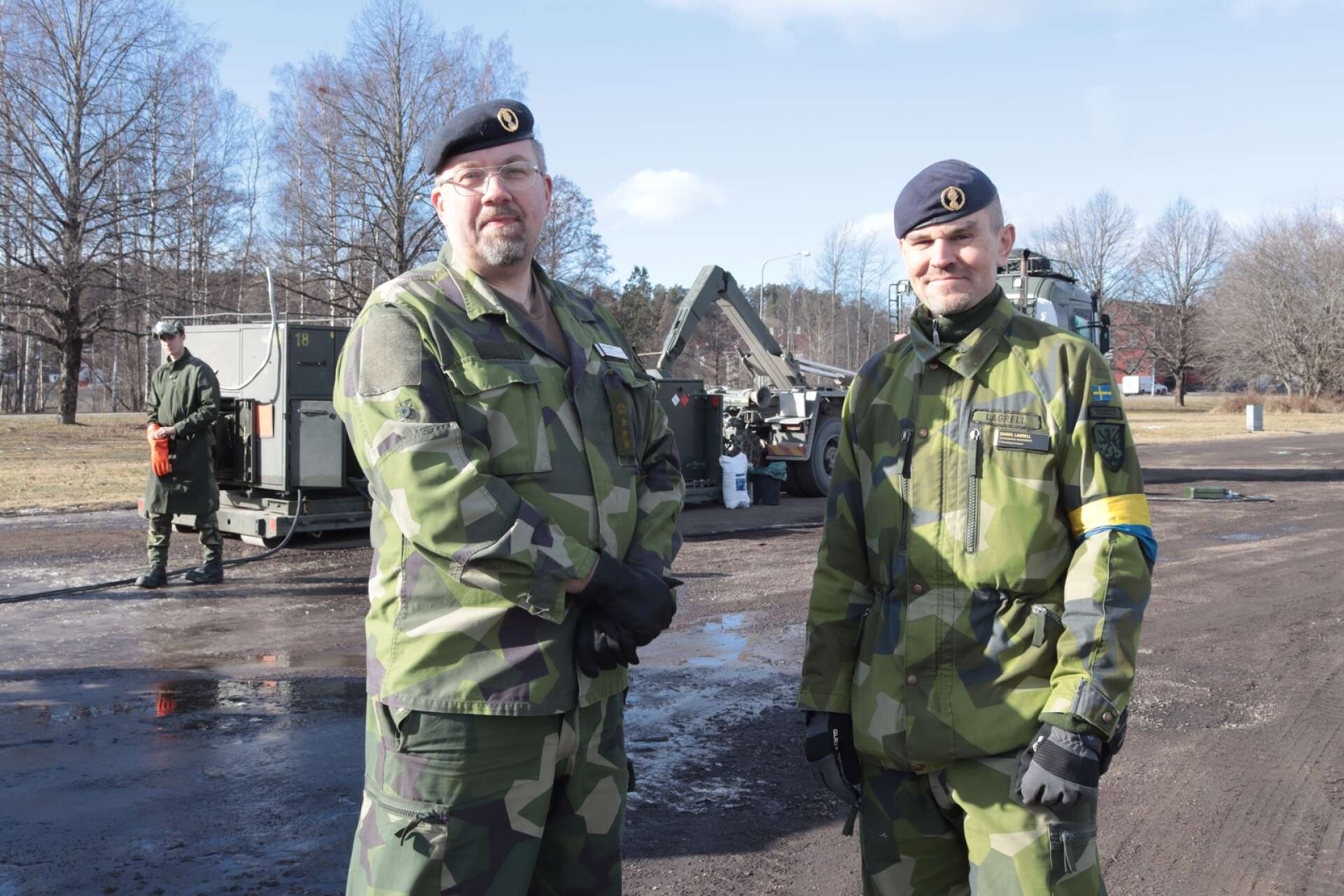 Regementschef Lars Jonsson och kompanichef Daniel Lagrell övervakade övningen.