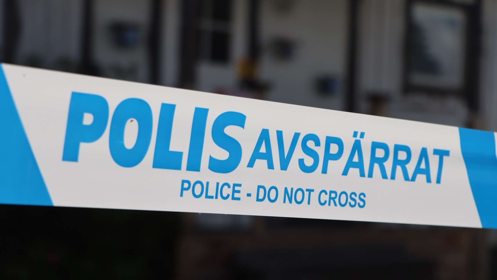 En bostad i Gullspång är avspärrad med anledning av händelserna. 