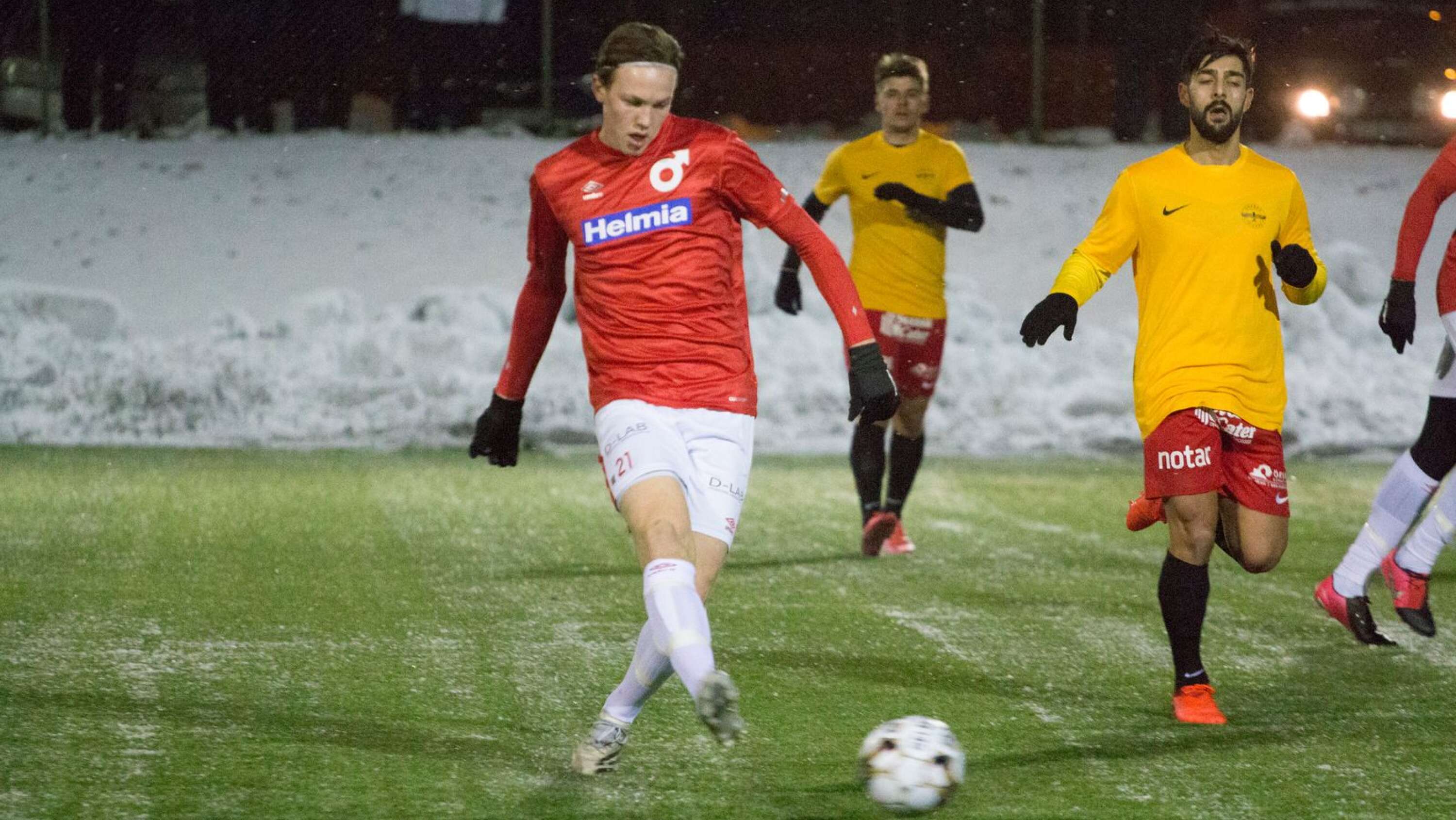 Degerfors IF och Adam Carlén spelar nästa träningsmatch mot IFK Göteborg 9 februari. 