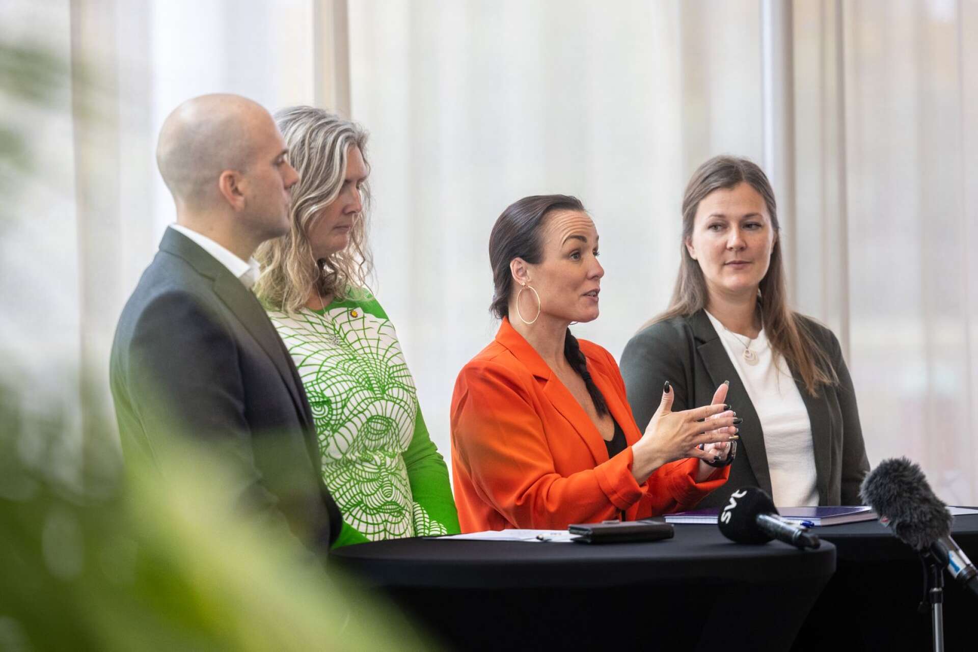 Karlstads nya rödgröna styre – Anders Tallgren (S), Monika Bubholz (MP), Linda Larsson (S) och Frida Pettersson (C).