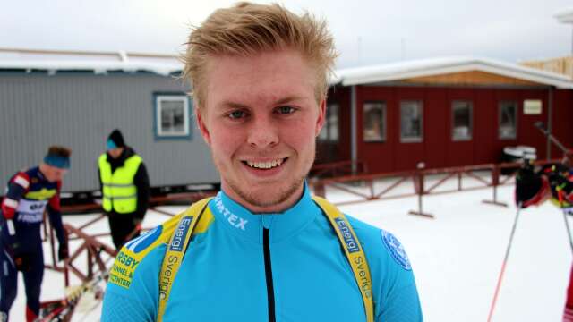 Emil Nykvist fick kliva upp på prispallen två gånger i helgens JSM-tävlingar i Sollefteå.