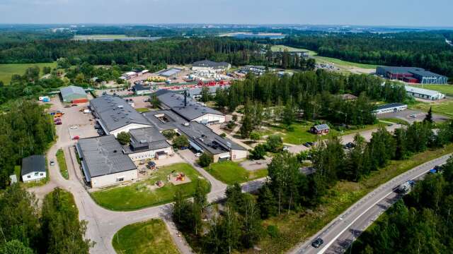 Här, bredvid Hammarö utbildningscenter, ska nya Mörmo 7-9 byggas. 