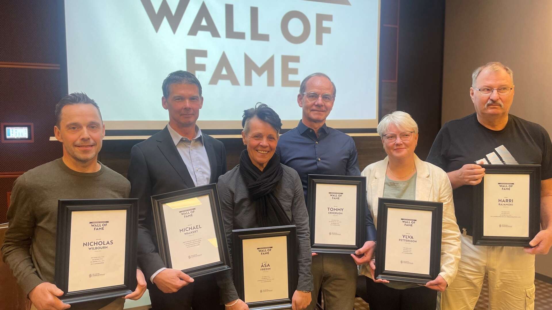 Här är de sex personerna som valdes in i värmländsk innebandys Wall of Fame 2024.