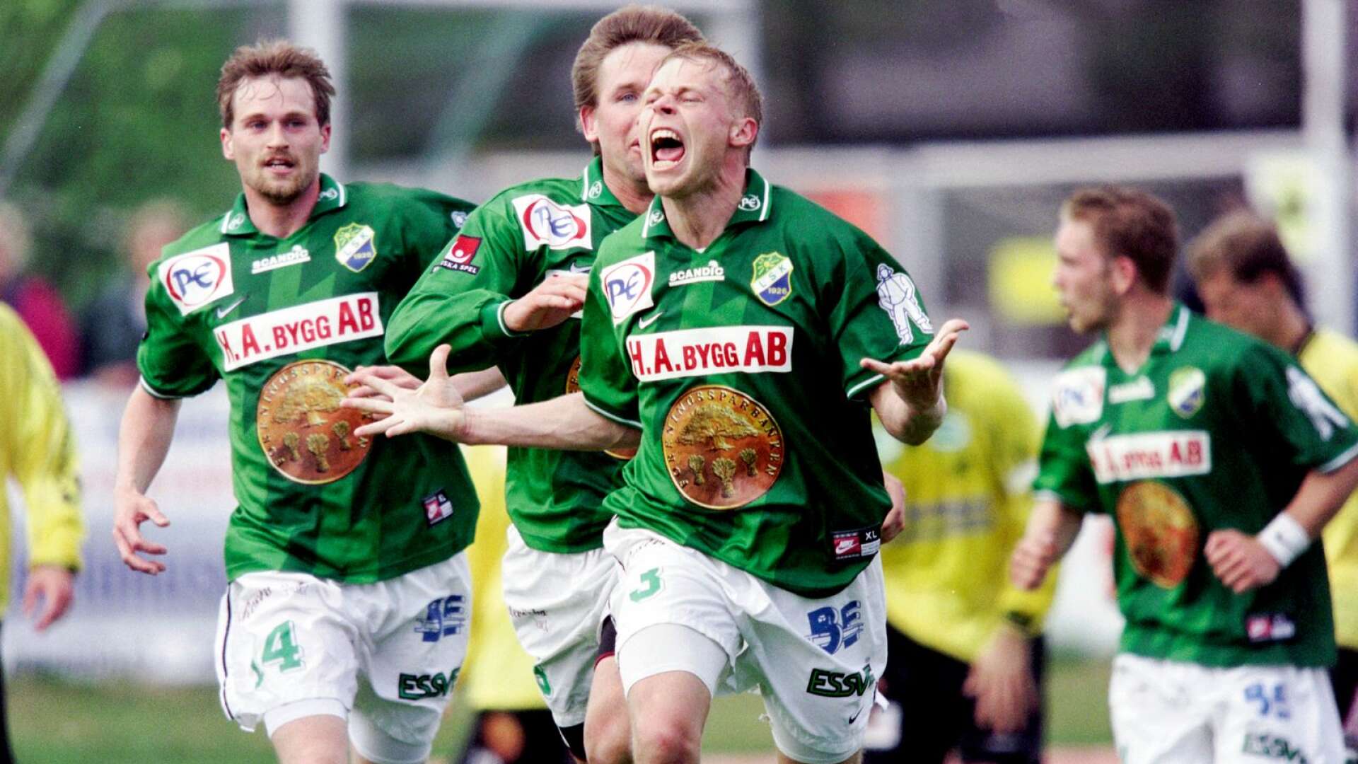 Christian Hultberg, då Johansson, var med och sköt Ljungskile från division 1 till allsvenskan på tre år. Här har han precis gjort mål mot Mjällby.