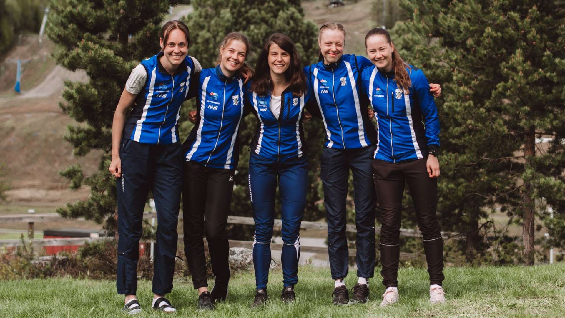 IFK Göteborgs lag 2 kom på andra plats i Tiomila. Från vänster: Ida Agervik Kristiansson, Johanna Källvik Leufvén, Isia Basset, Sanna Fasth och Ingrid Lundanes.