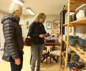 Kerstin Gustavsson och Karin Gustavsson besökte bland annat Lerladans keramik. 