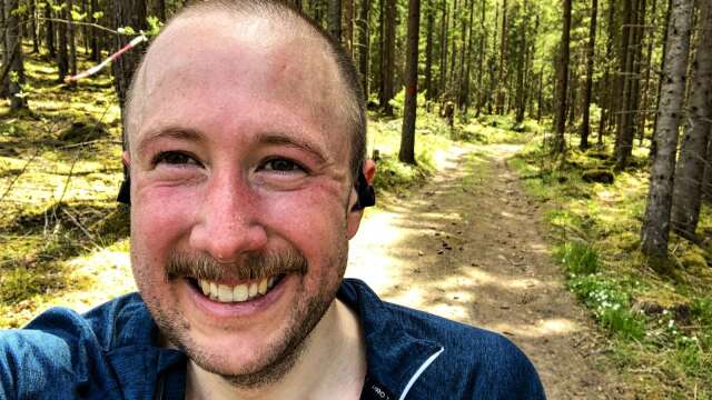 AN:s reporter Anton Eriksson är ofta ute och utforskar nya löprundor i Arvika. Eftersom han är uppvuxen i Furtan så blir det många rundor i Brunskogsområdet.