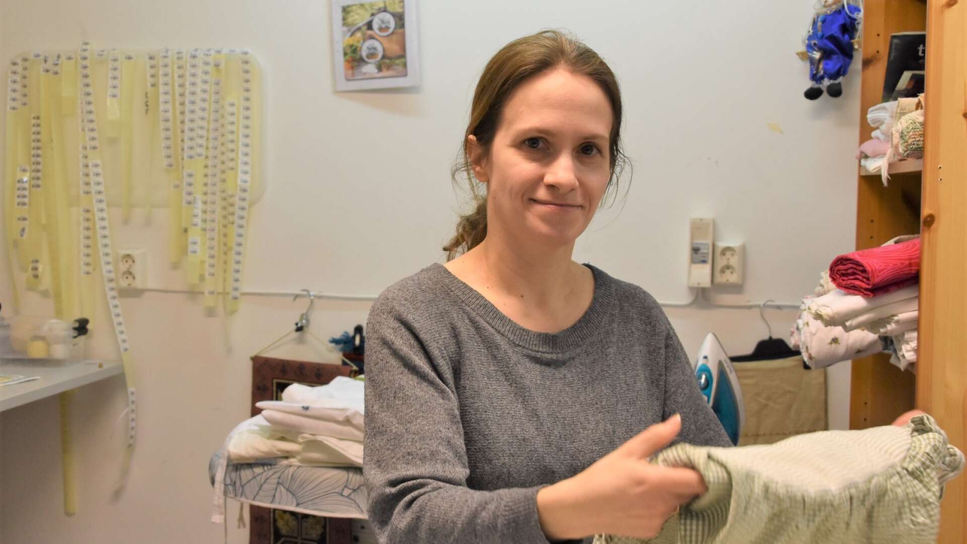 Larysa Tsykalenko med familj vill skapa sig en framtid i Sverige. 