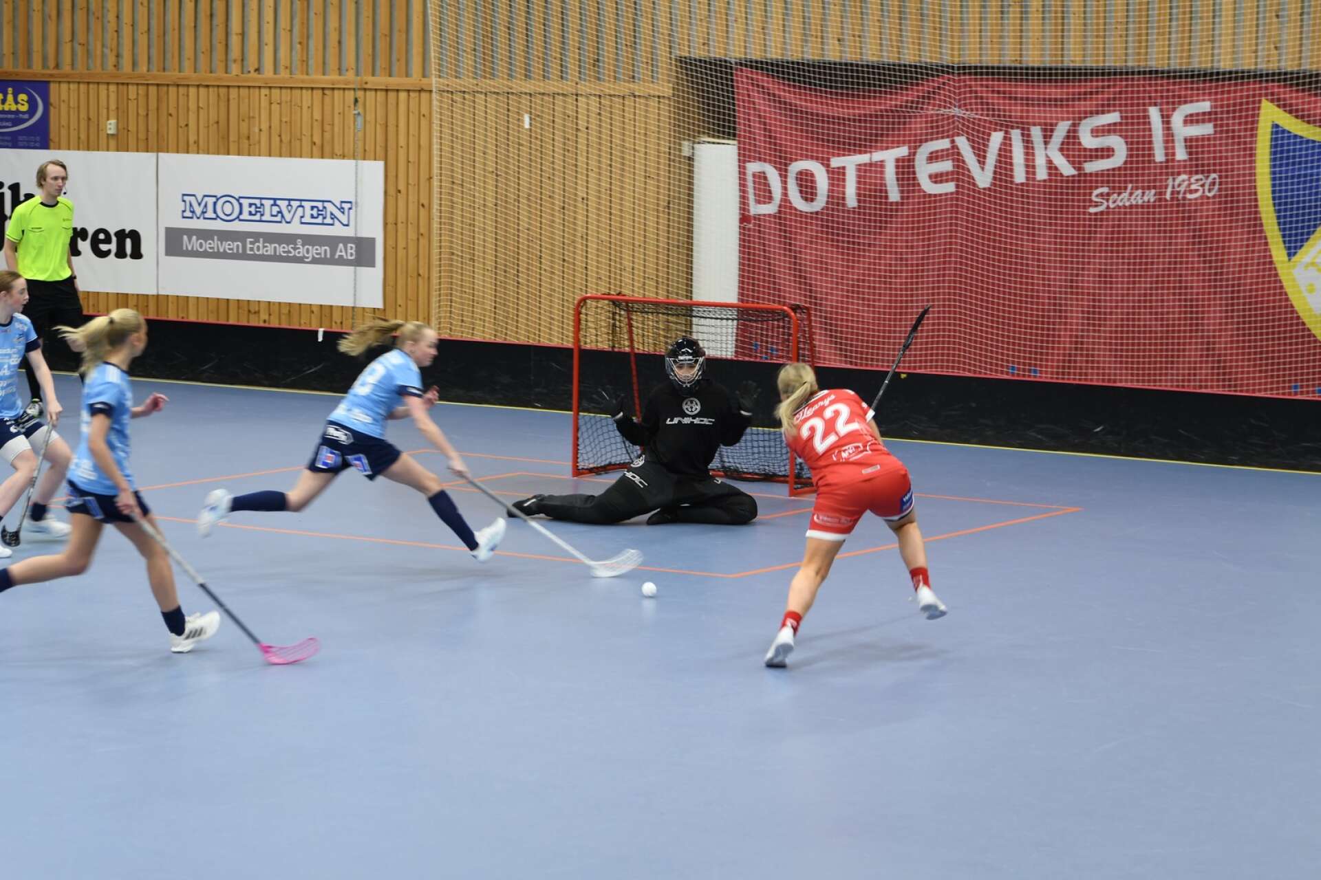 Tuva Håkansson gjorde Dotteviks tredje mål i matchen.