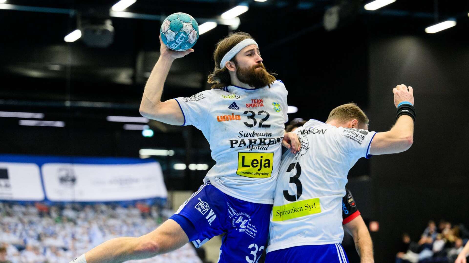 Julius Lindskog Andersson och Ystads IF leder med 1–0 i matcher mot IFK Skövde i kvartsfinalserien.