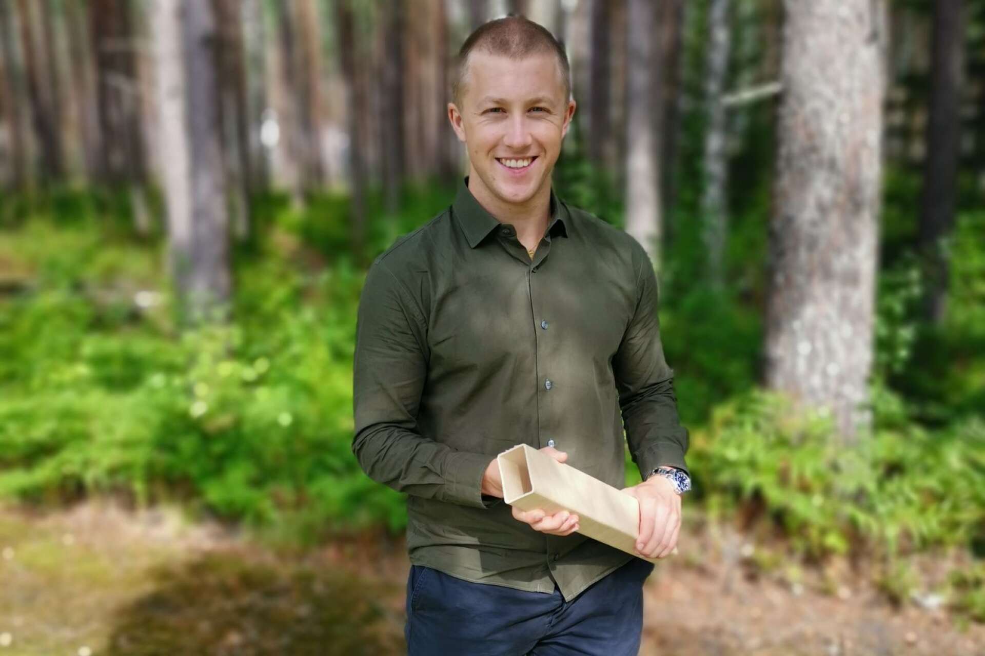 Tobias Söderbom Olsson, Wood tubes vd, ser positivt på det nya samarbetet med Bergskoncernen. Wood tubes patenterade lättviktsregel av papper ska nu börja produceras i Säffle. 