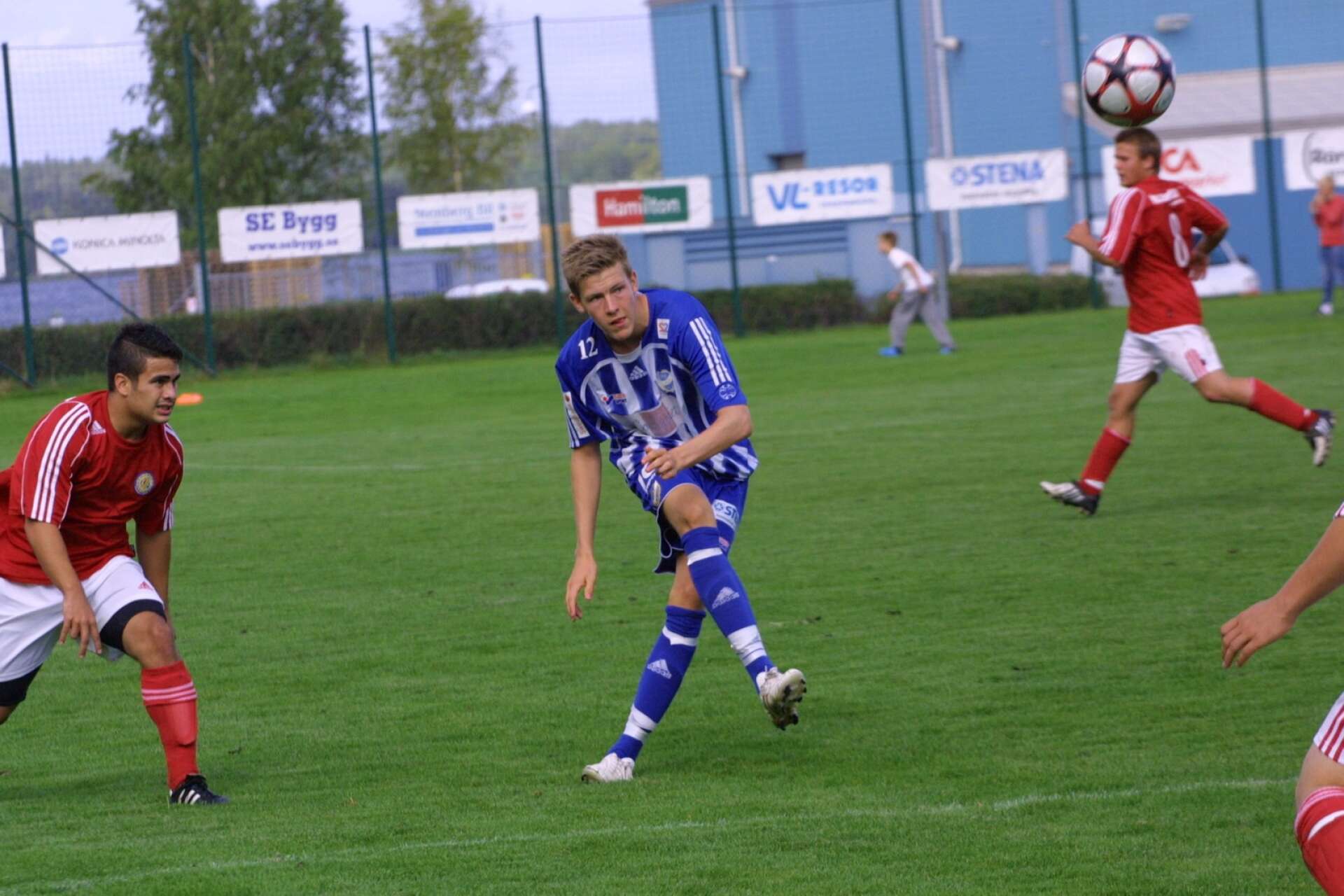 John Stenberg har Bjärreds IF som moderklubb men har till stor del fostrats i IFK Åmål.