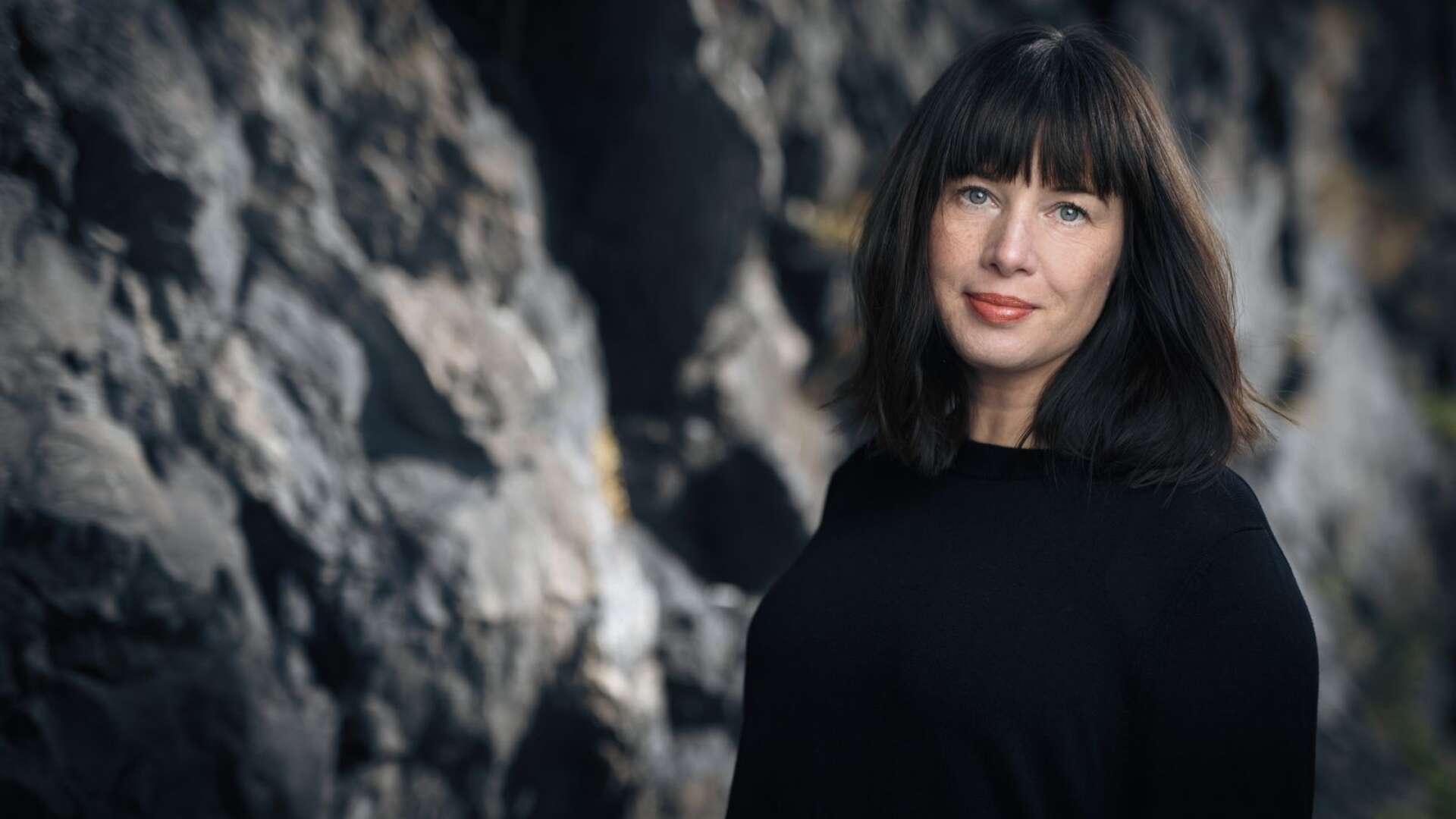 Anna Kölén från Arvika vågade vittna mot Kulturprofilen – nu debuterar hon som romanförfattare med en stark och humorfylld Metoo-berättelse