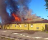 På Nytorget låg länge en paviljong som bland annat inrymde skolkök och lokaler för teknikundervisning. En augustidag 2011 brann paviljongen ned. Elden spred sig snabbt i byggnaden som inte kunde räddas. 