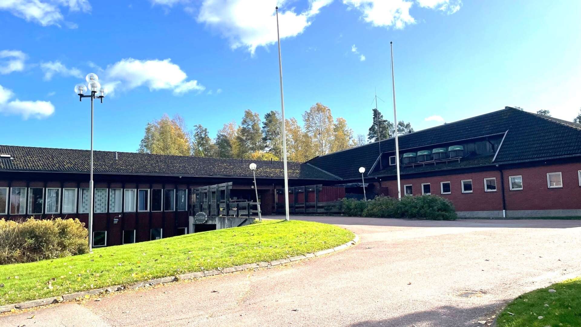 Korpen i Arvika har inte skrivit under nåt nytt hyreskontrakt med föreningen Folkets park, utan lämnar nu Parkhallen. 