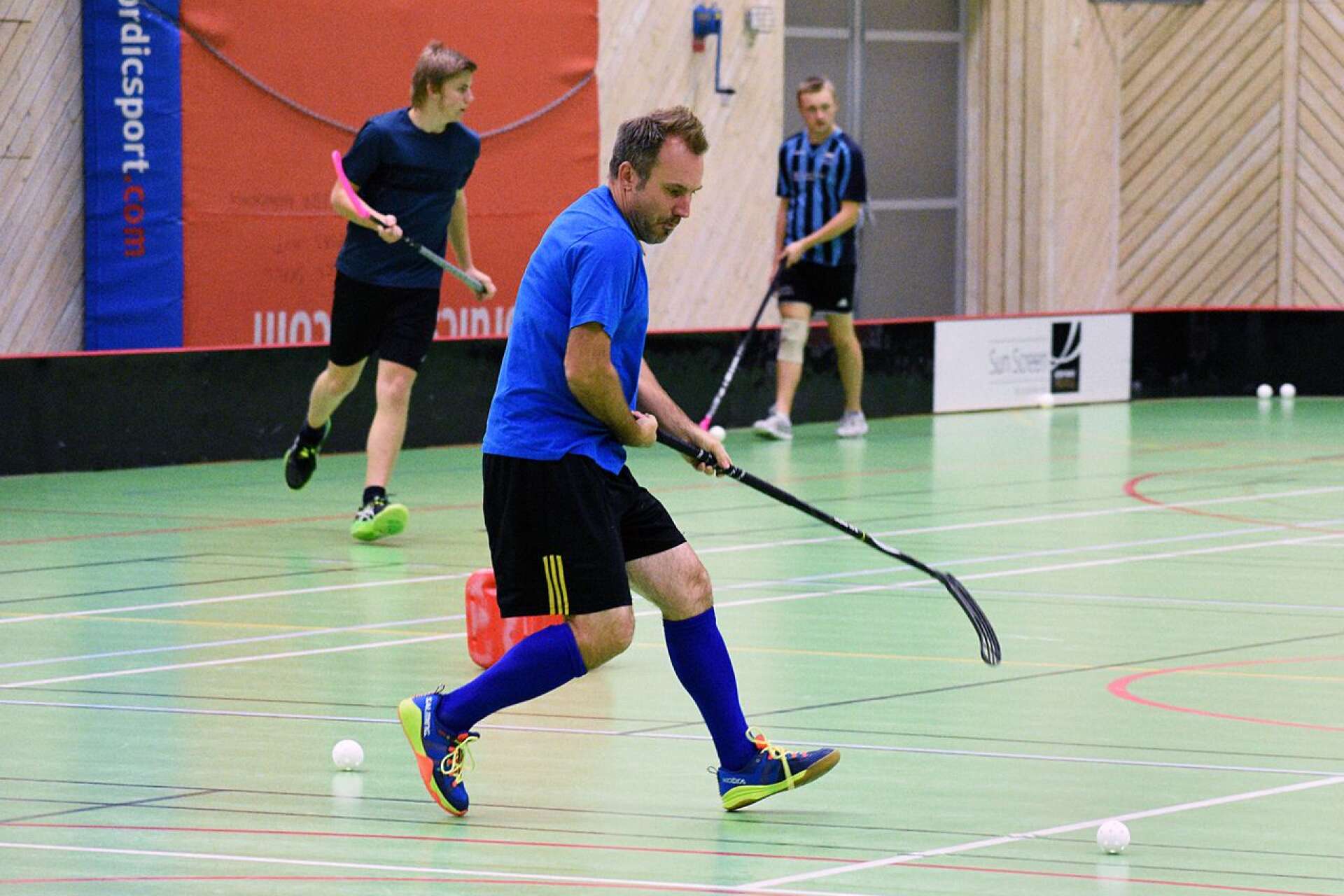 ”Det vore lysande för alla sporter, det är många som inte kan få tider.” säger Per-Olof Lindgren, Sunne IBK.