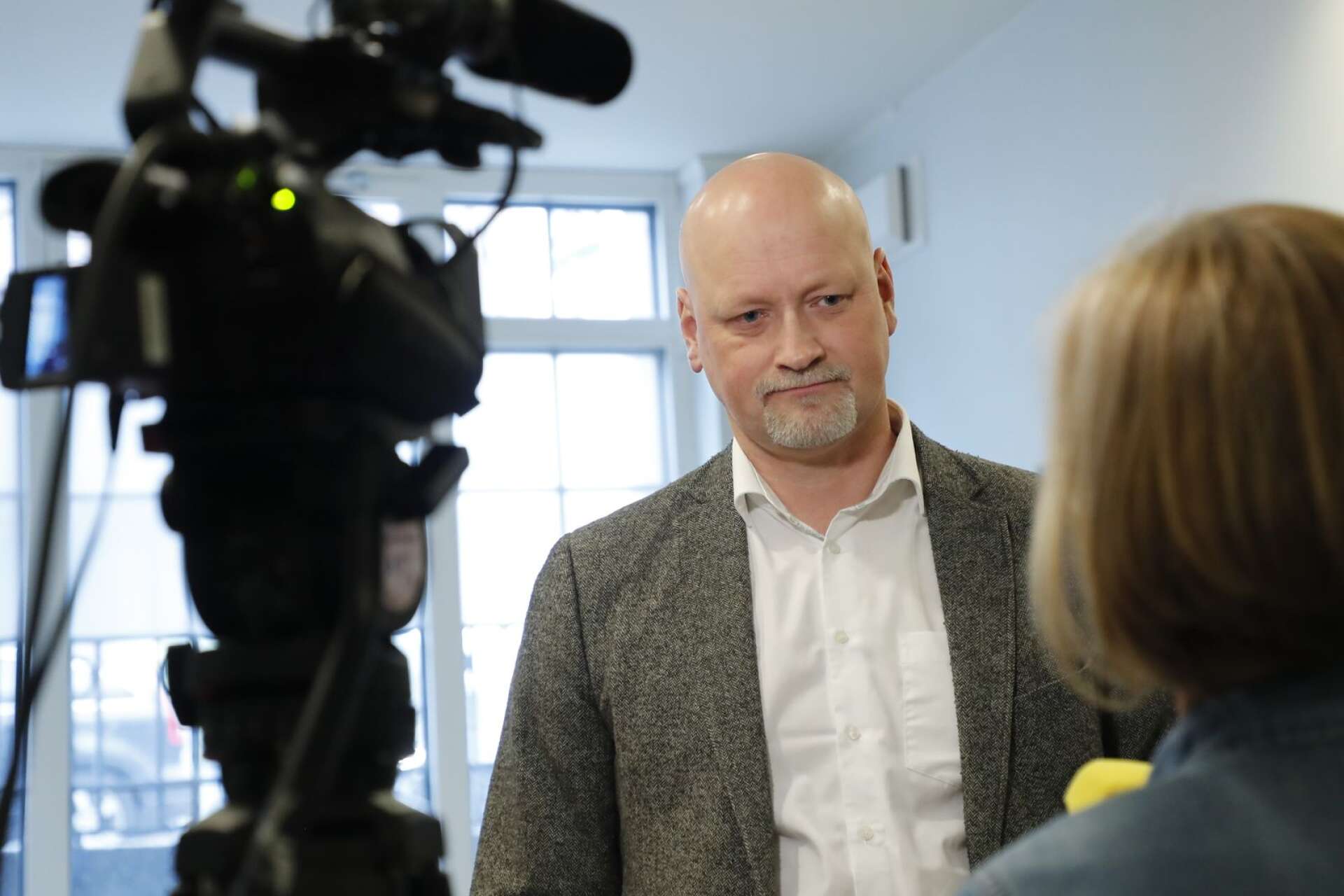 Säfflebon Daniel Bäckström (C), ledamot försvarsutskottet och Centerns landsbygdspolitiska talesperson, är Per Jonssons partiledarkandidat.