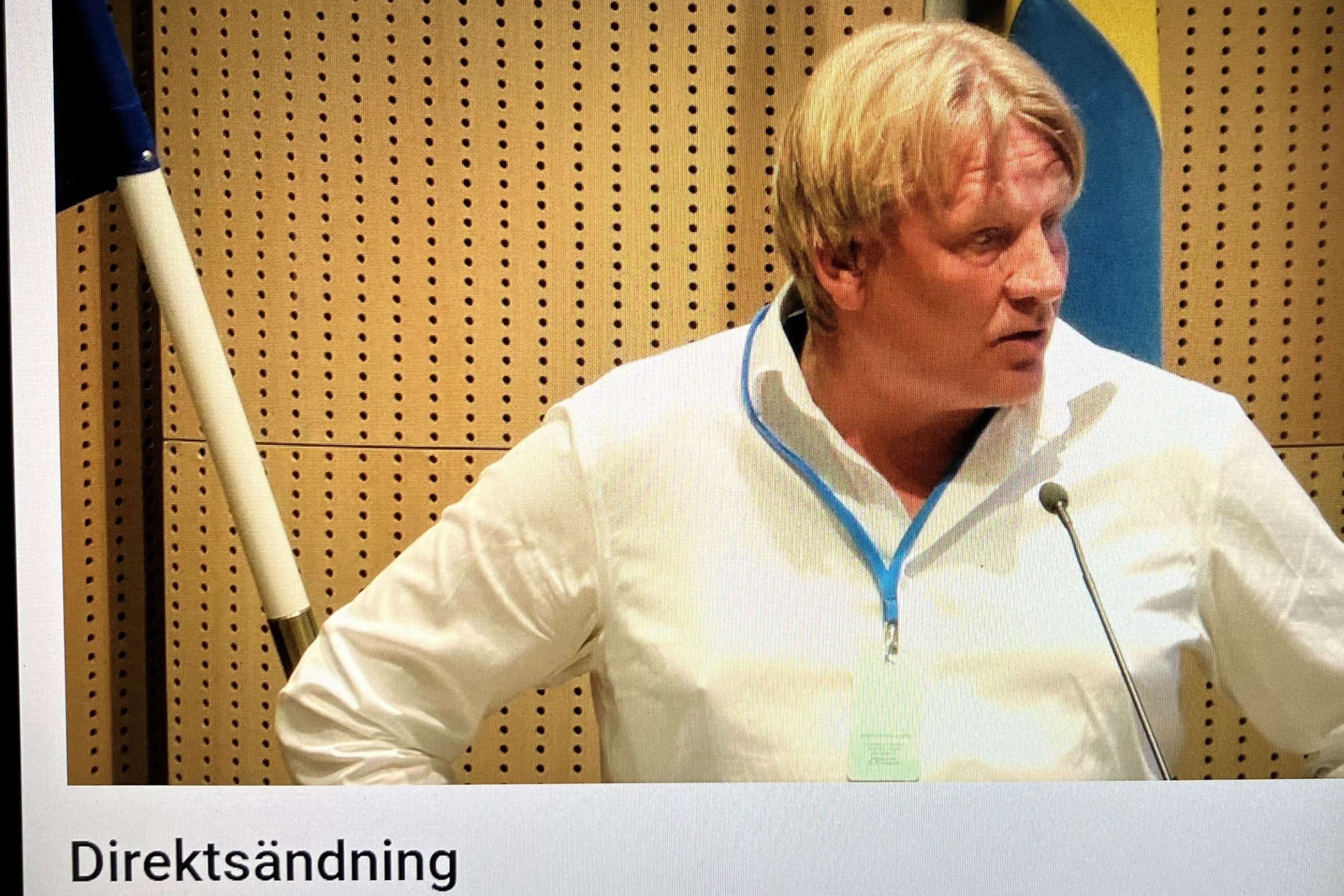 Göran Larsson (MP) betonade att det är politikerna som avgör frågan om jourcentralerna i Skaraborg.