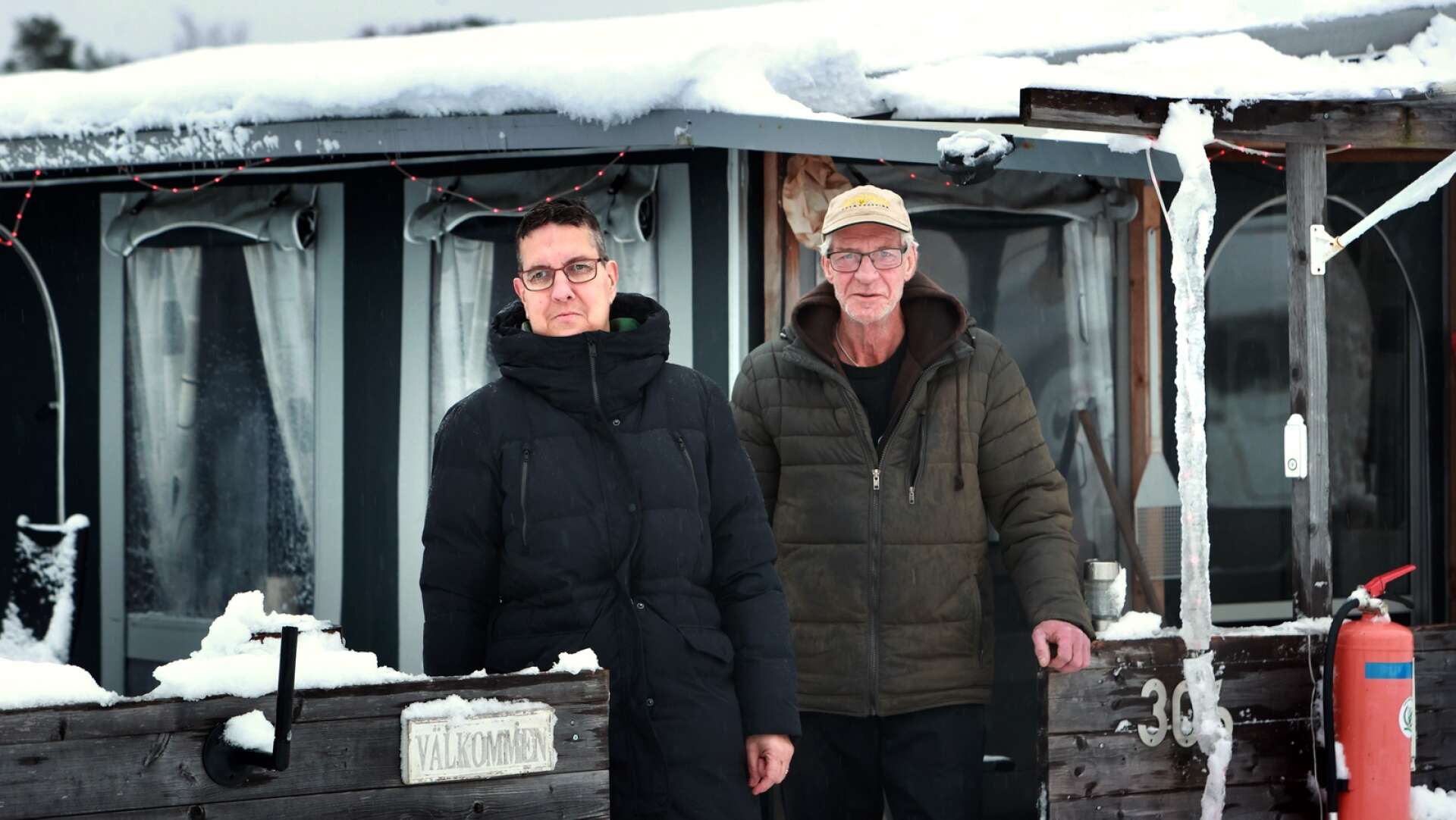 Greger och Carro Kyrk bor på Skutbergets camping året runt. ”Som att bo i lägenhet fast med mindre boyta”.