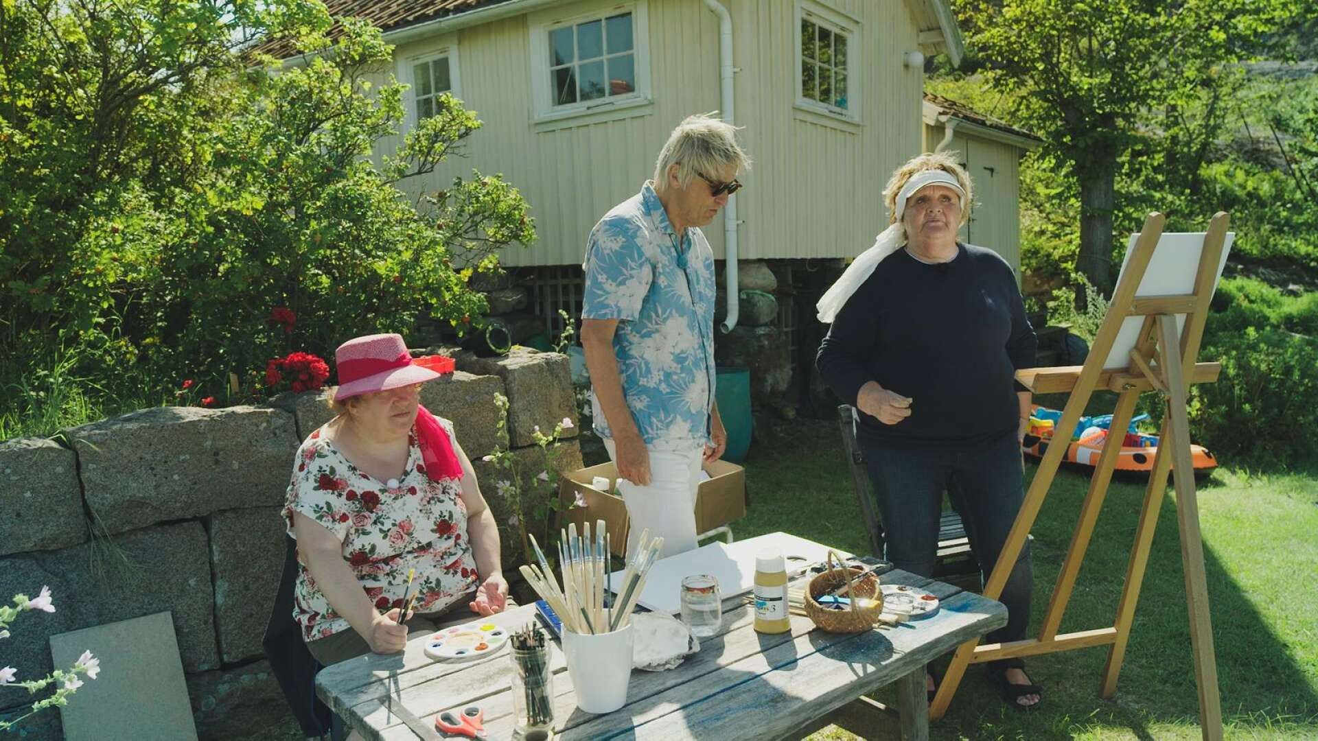Måleri står på menyn när Marianne Mörck och lärlingen Helene Holmström gästar Lerins sommarö.