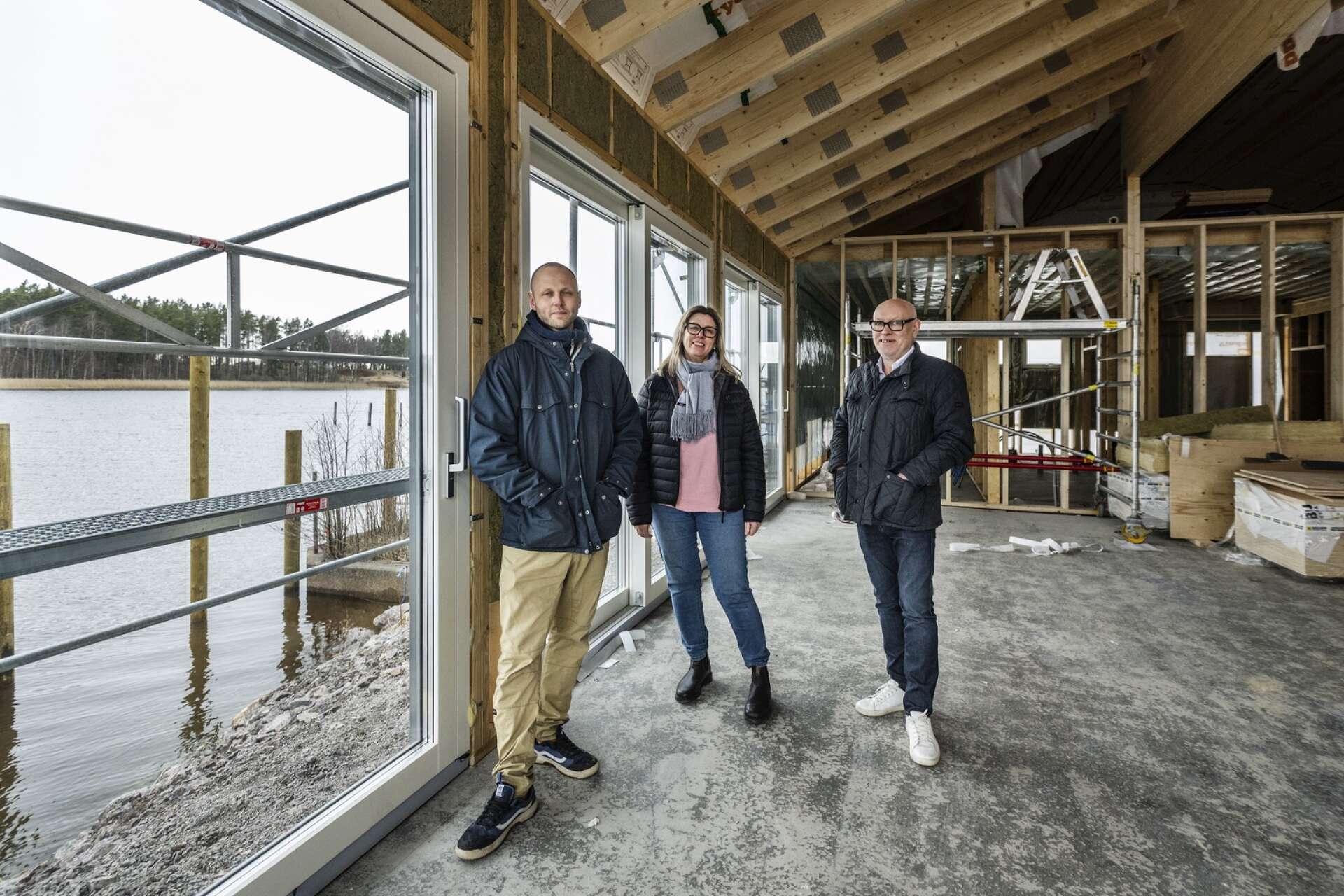Johan kökschef, Ulrika verksamhetschef och Cenneth som äger restaurangen tillsammans med Håkan Svensson. 