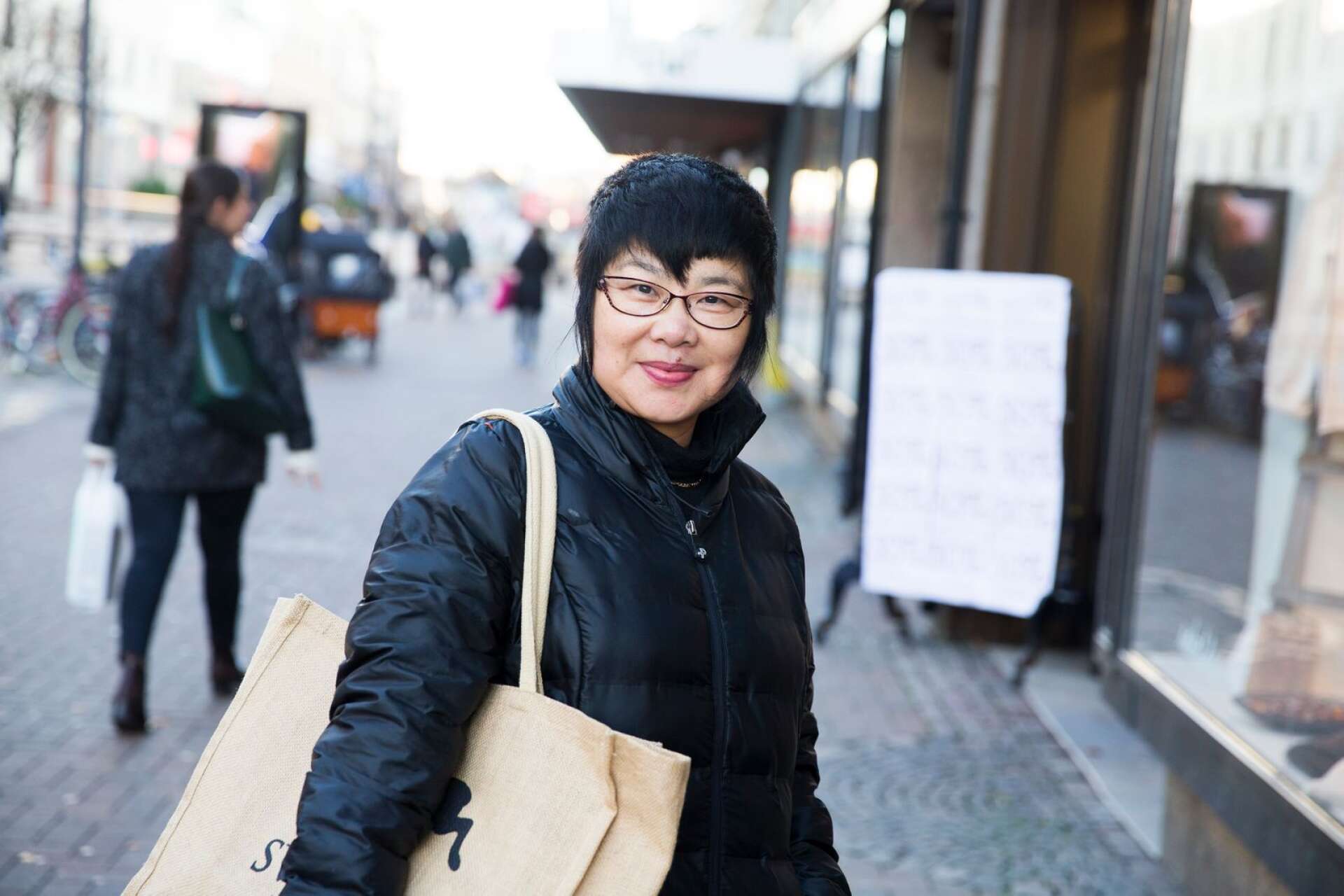 Rosy Yu, 56, är entreprenör inom resebranschen och tar emot turistgrupper från Kina.