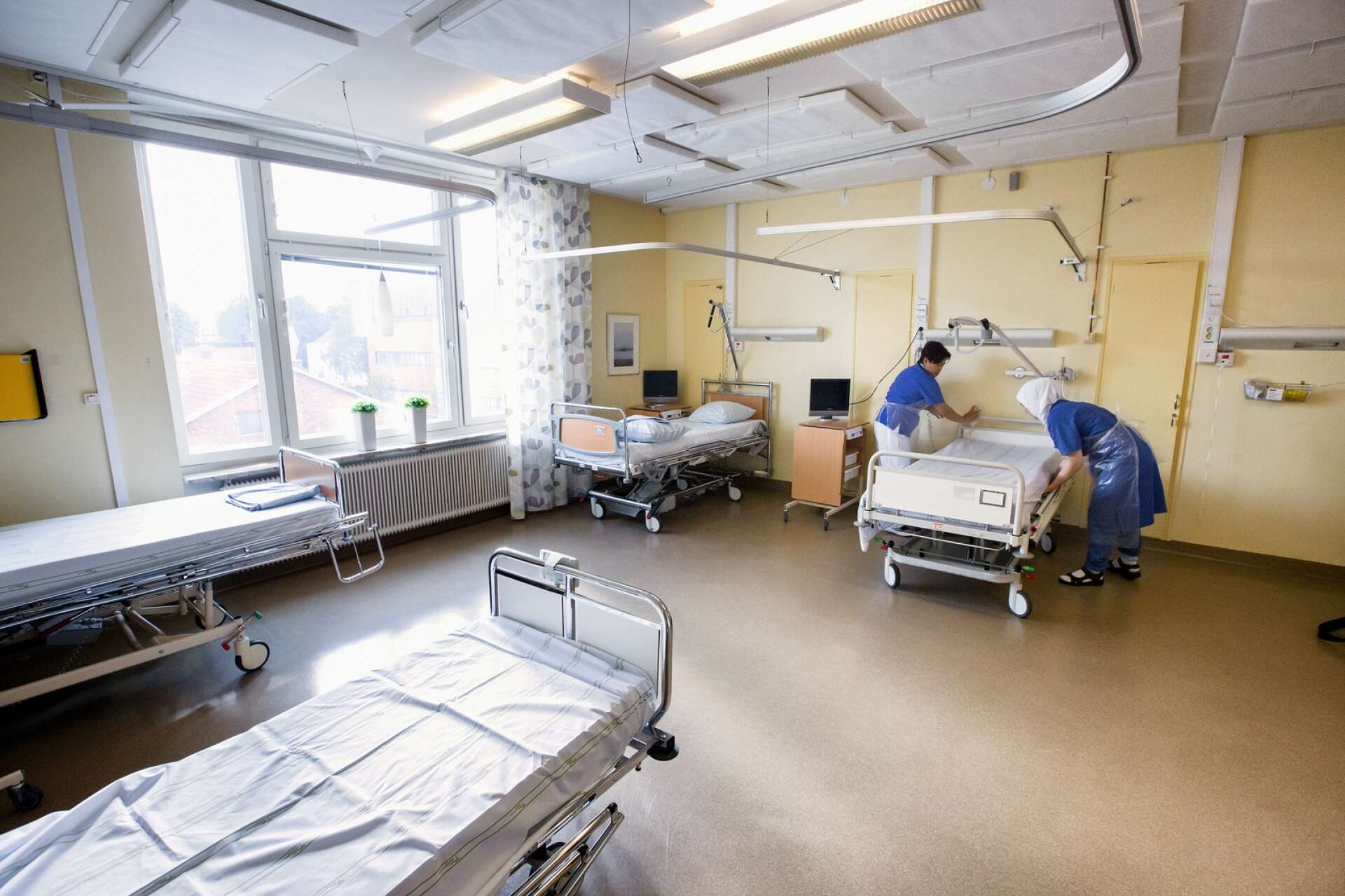 Flera av vårdavdelningarna på sjukhuset i Lidköping anses vara uttjänta, med bland annat undermålig ventilation. (Bilden tagen i ett annat sammanhang och vårdsalen har ingen direkt koppling till artikeln)