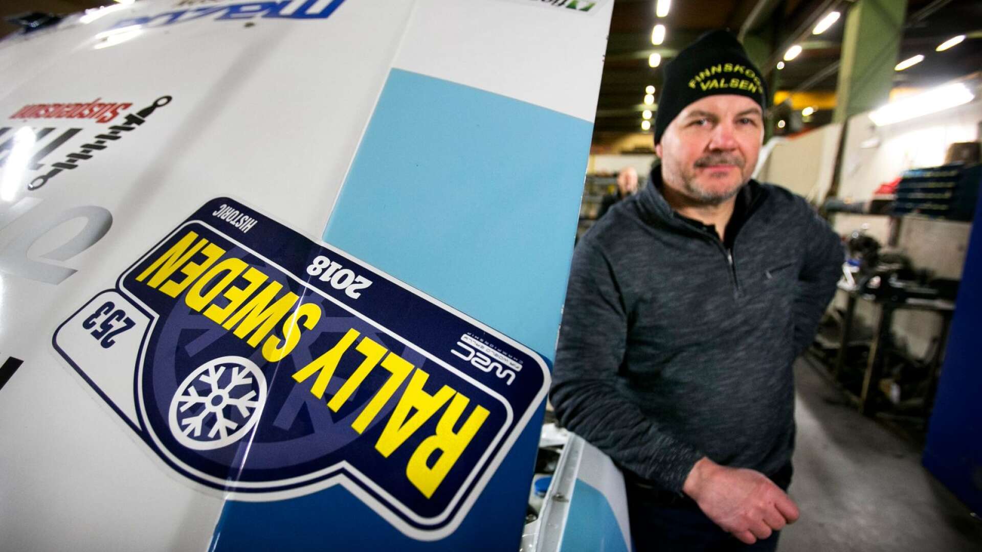  Mästaren från 2018, Kennet Tomasson, är en av de blott 19 anmälda i historiska Svenska rallyt.
