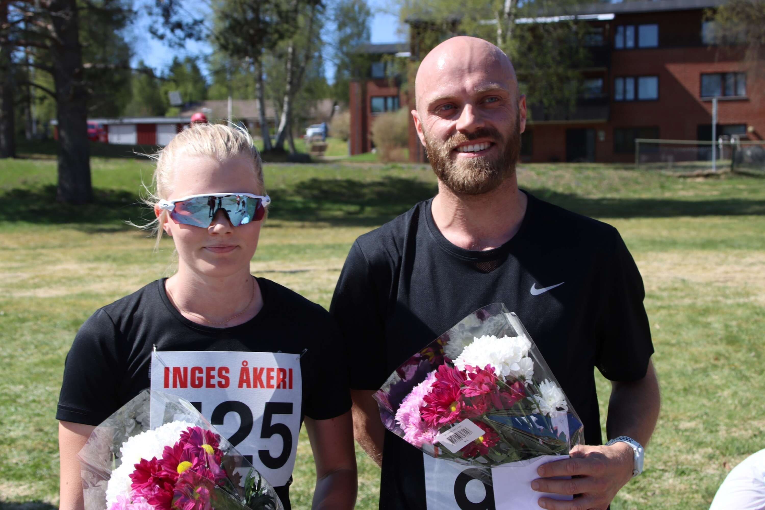 Linus Schedvin, BRS, var först i mål bland herrarna, och Anja Stolpe, Lesjöfors jogging, var först i mål bland damerna.  