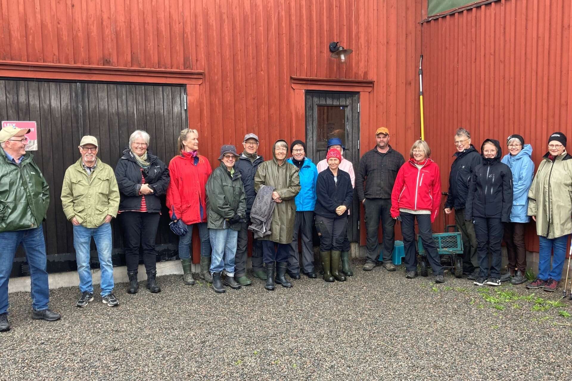 Det var god uppslutning när Säffle SNF-avdelning inbjöd till studiebesök på EKO-gården Nyhaga i Långserud