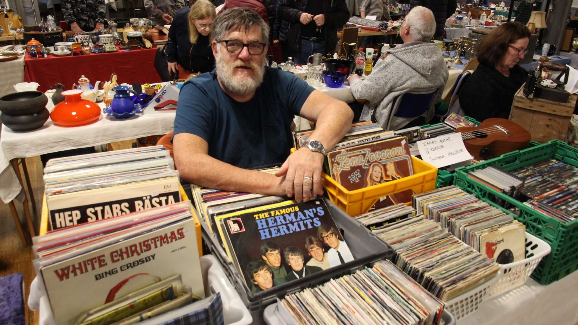 Thore Svensson hade en imponerande samling vinylskivor till försäljning.