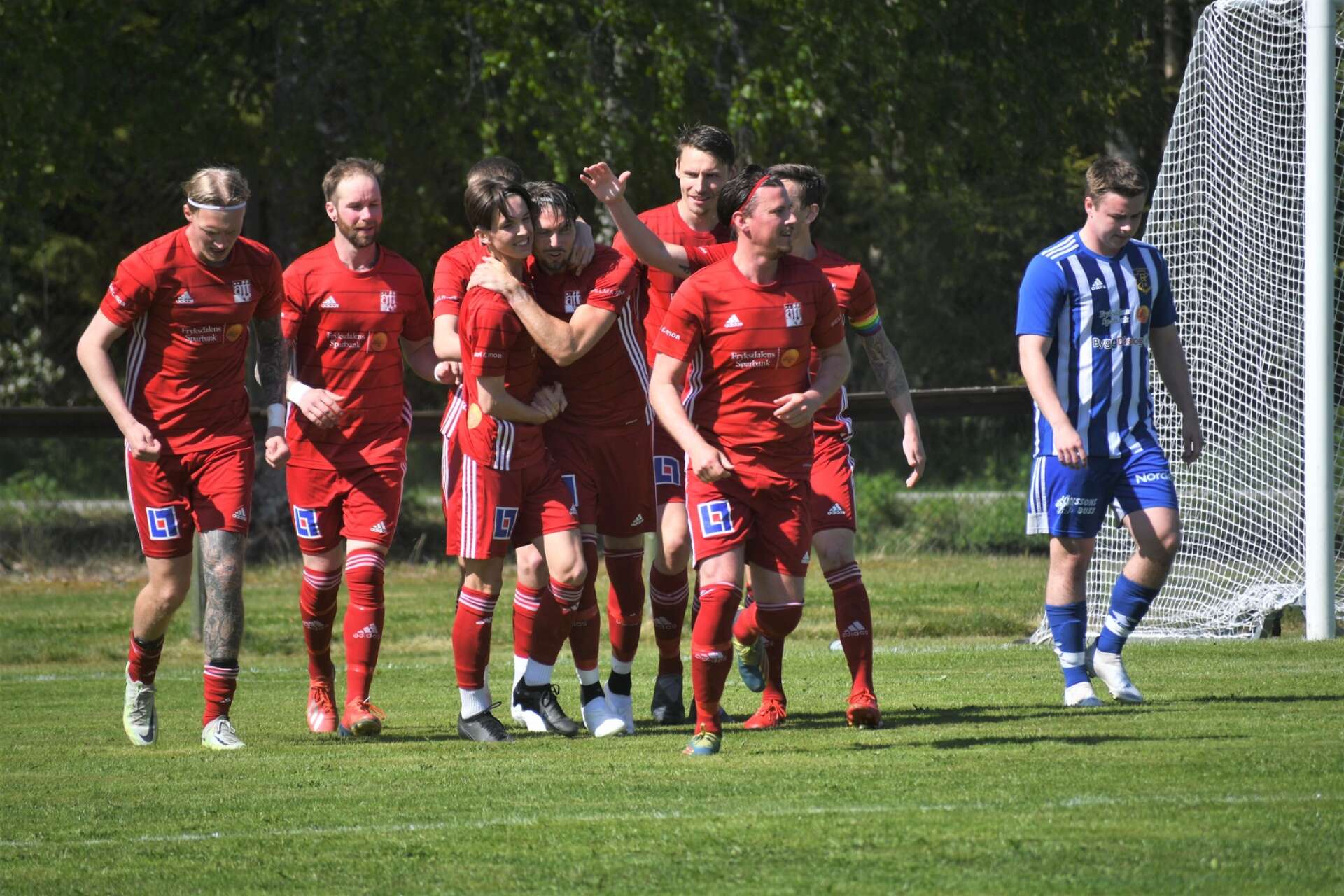 ÄFF firade Dawid Norells 0-1-mål.