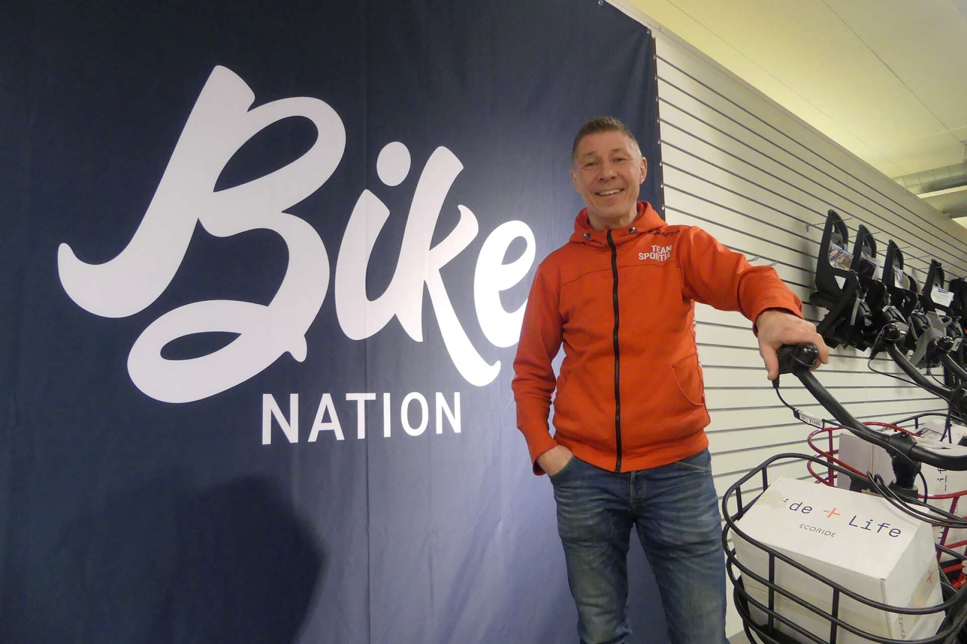 Bike Nation är Sveriges största butikskedja för cyklar och cykeltillbehör, och som flera Team Sportia-butiker är anslutna till. Nu också Säffle!