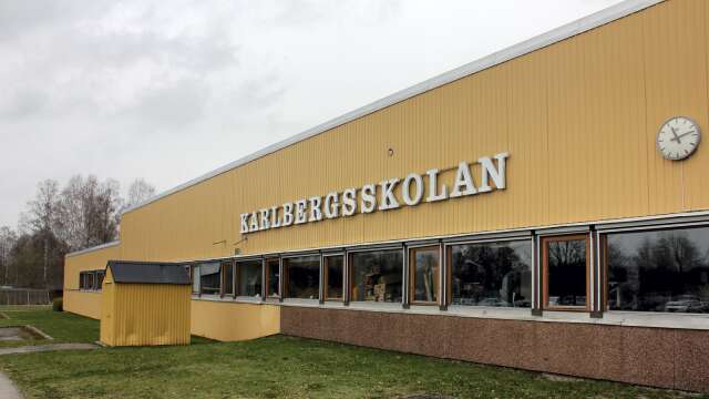 Karlbergsskolan har drabbats av skadegörelse på fönster. Arkivbild.