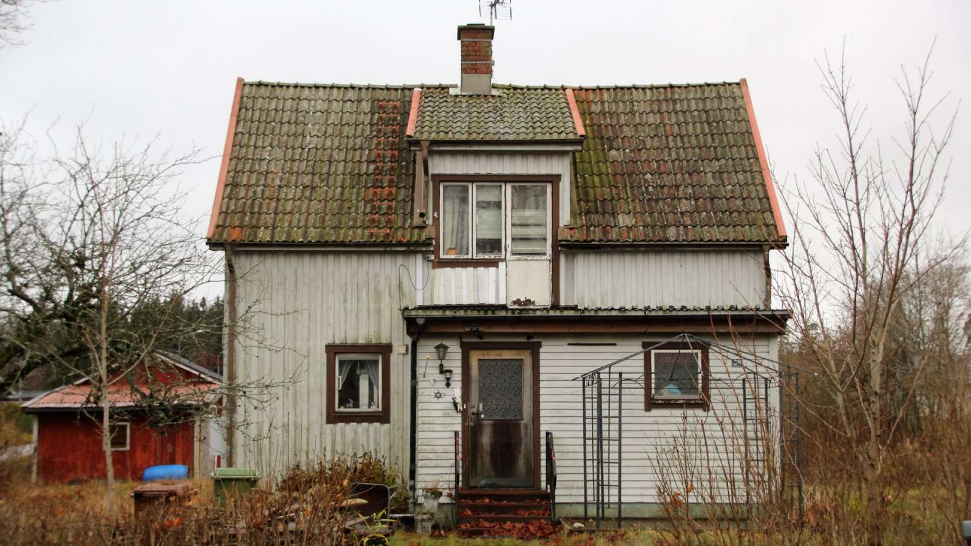 Huset på Lasarettsvägen 38 i Bäckefors såldes till en privatperson.