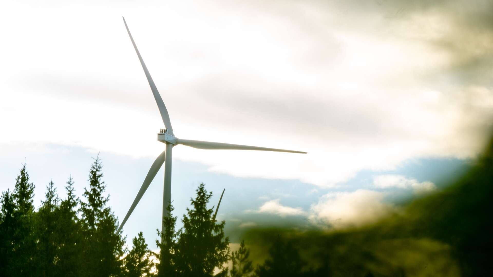 Mark- och miljödomstolen avslår överklagande mot sex nya vindkraftverk i Fröskogstrakten.