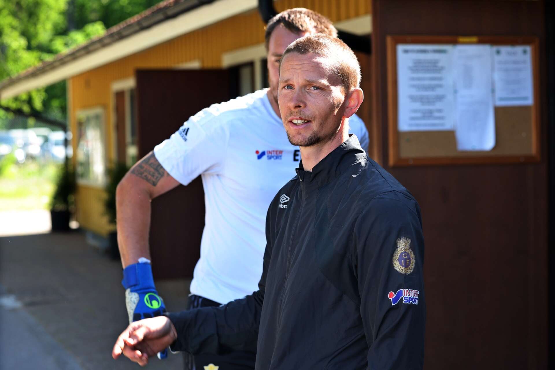 Välkände Anton Lans var på plats på Lindvallen, för att hålla i en träning med Vinningas yngsta lirare.