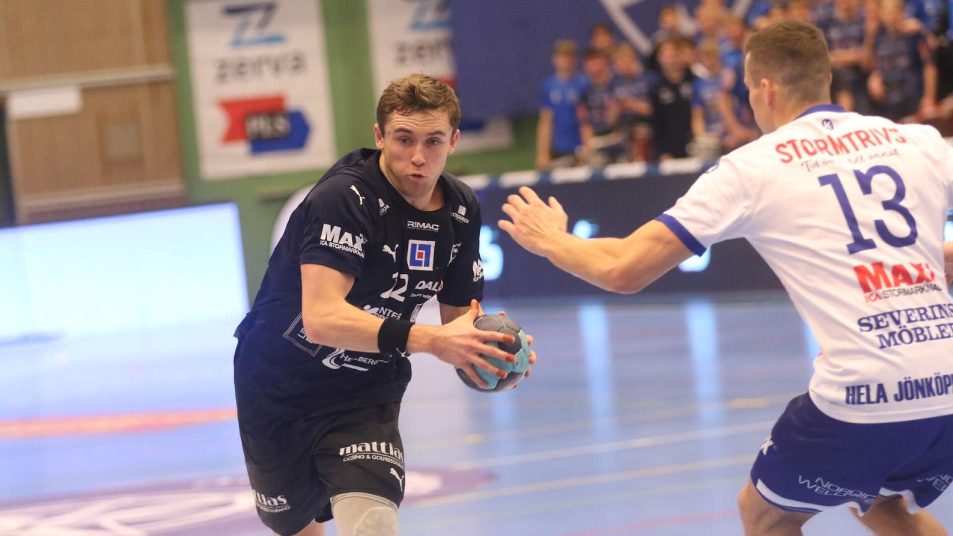 IFK Skövdes Adam Ljungquist är skadad