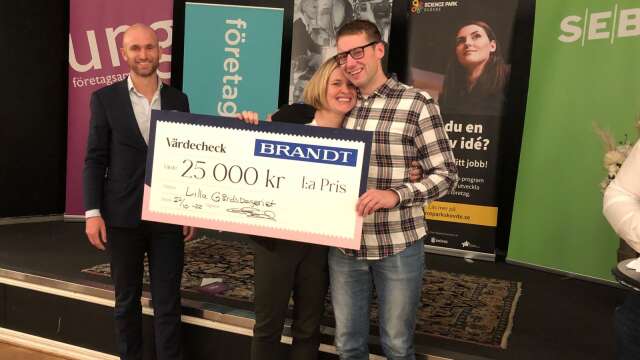Caroline Karlsson och Anton Nord vann 25 000 kronor som startkapital till sitt företag Lilla Gårdsbageriet.
