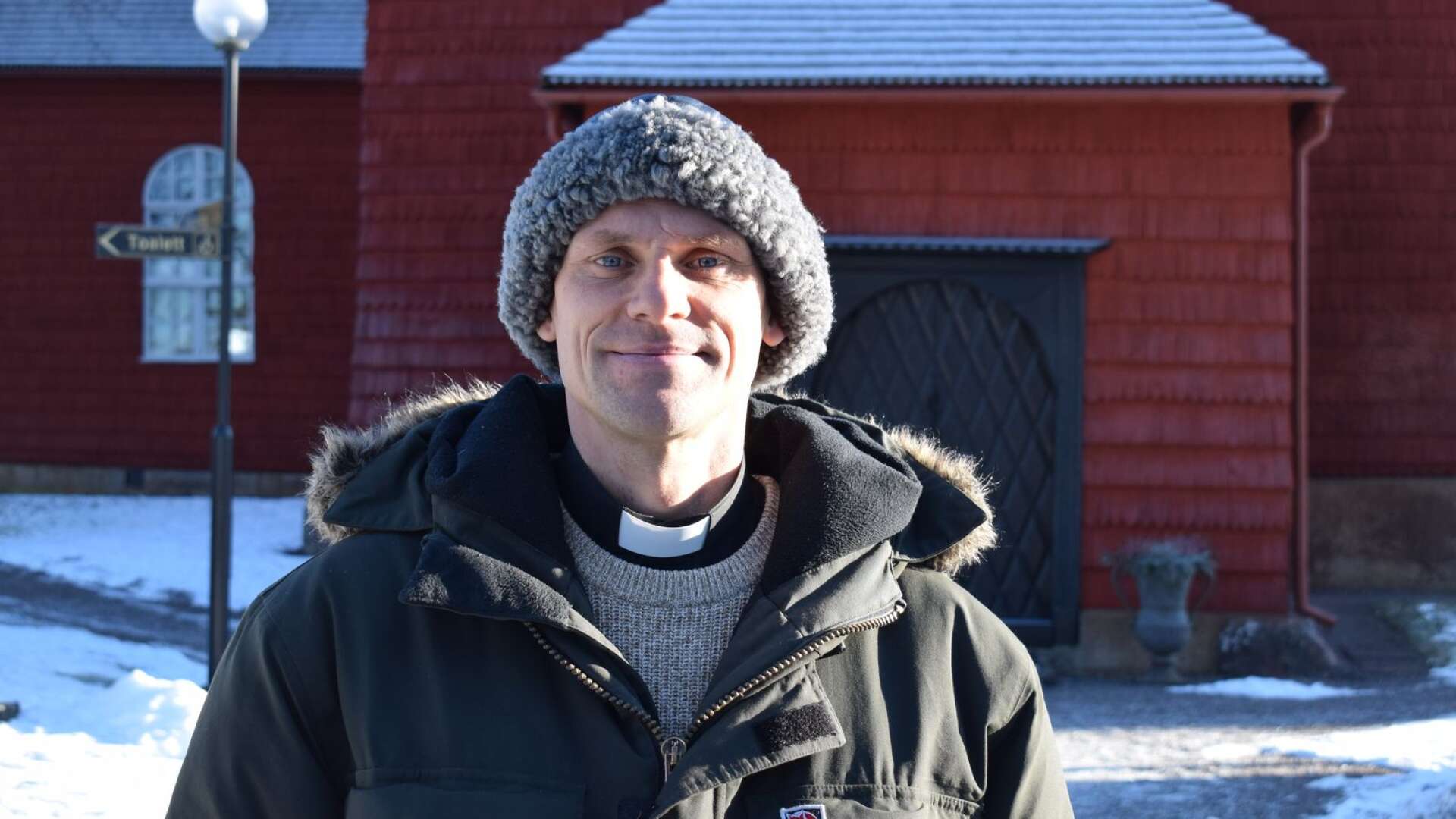 Elias Tranefeldt är ny präst i Kristinehamns pastorat. 