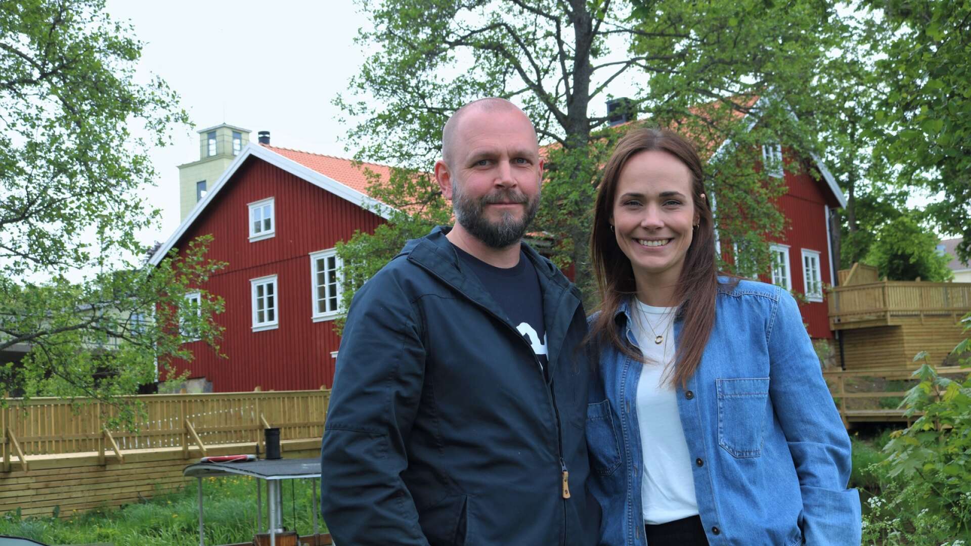 Henrik och Johanna Lindqvist är nöjda efter den första månaden med Nosse Kvarn. 