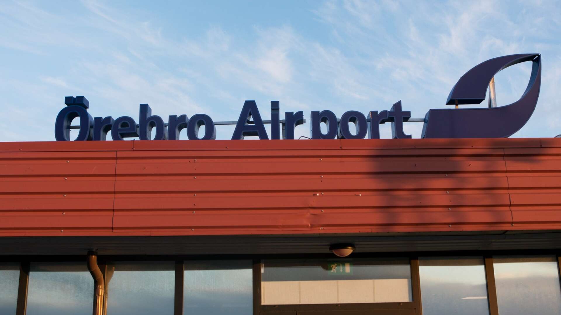 SD vill ha en rättvisare ekonomisk fördelning av Örebro airport när det gäller delen som Region Örebro län äger. 
