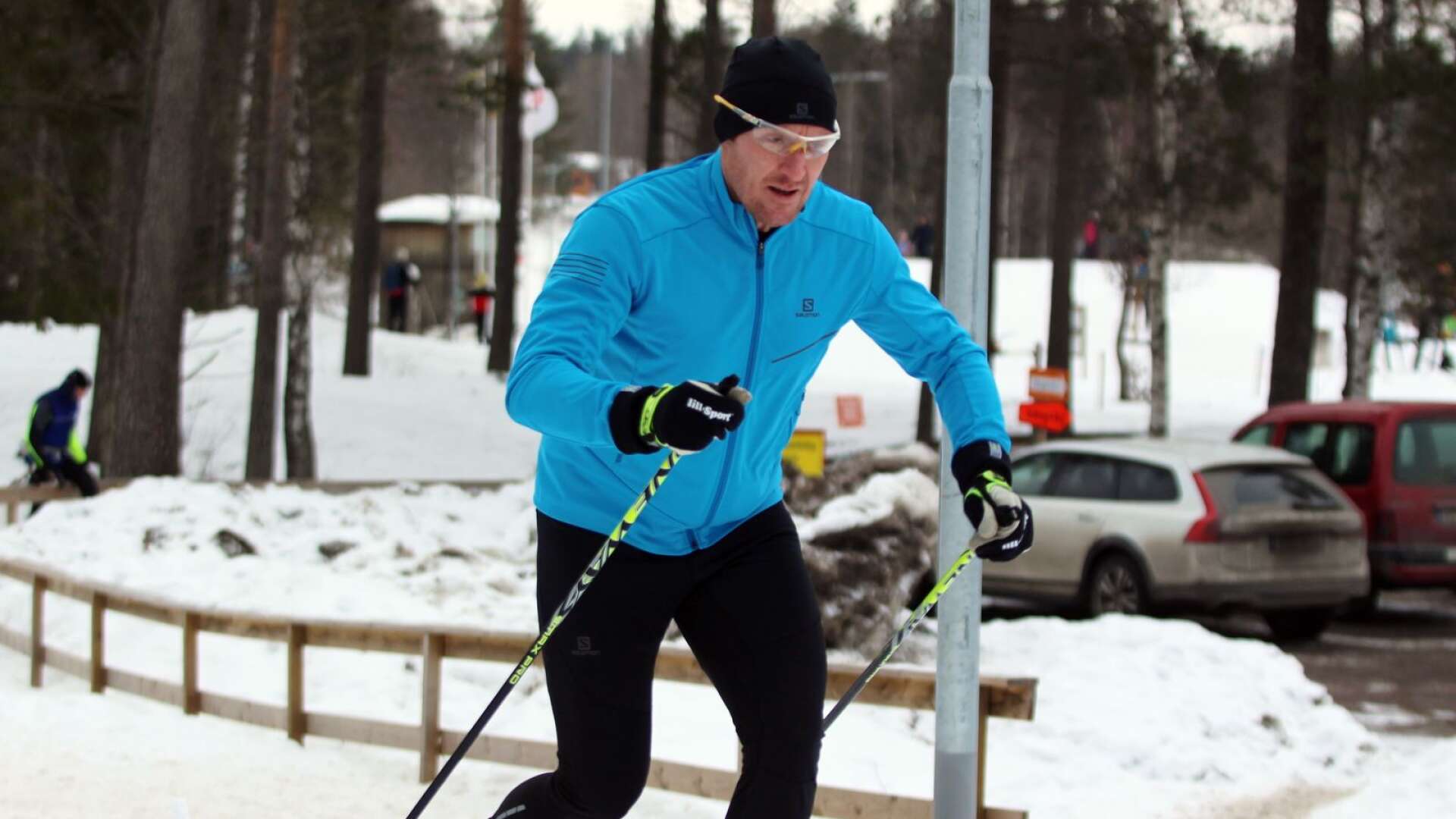 Fredrik Johnsson har skött majoriteten av sin träning uppe på Billingens fritidsområde i Skövde. Totalt har han avverkat 80-90 mil.