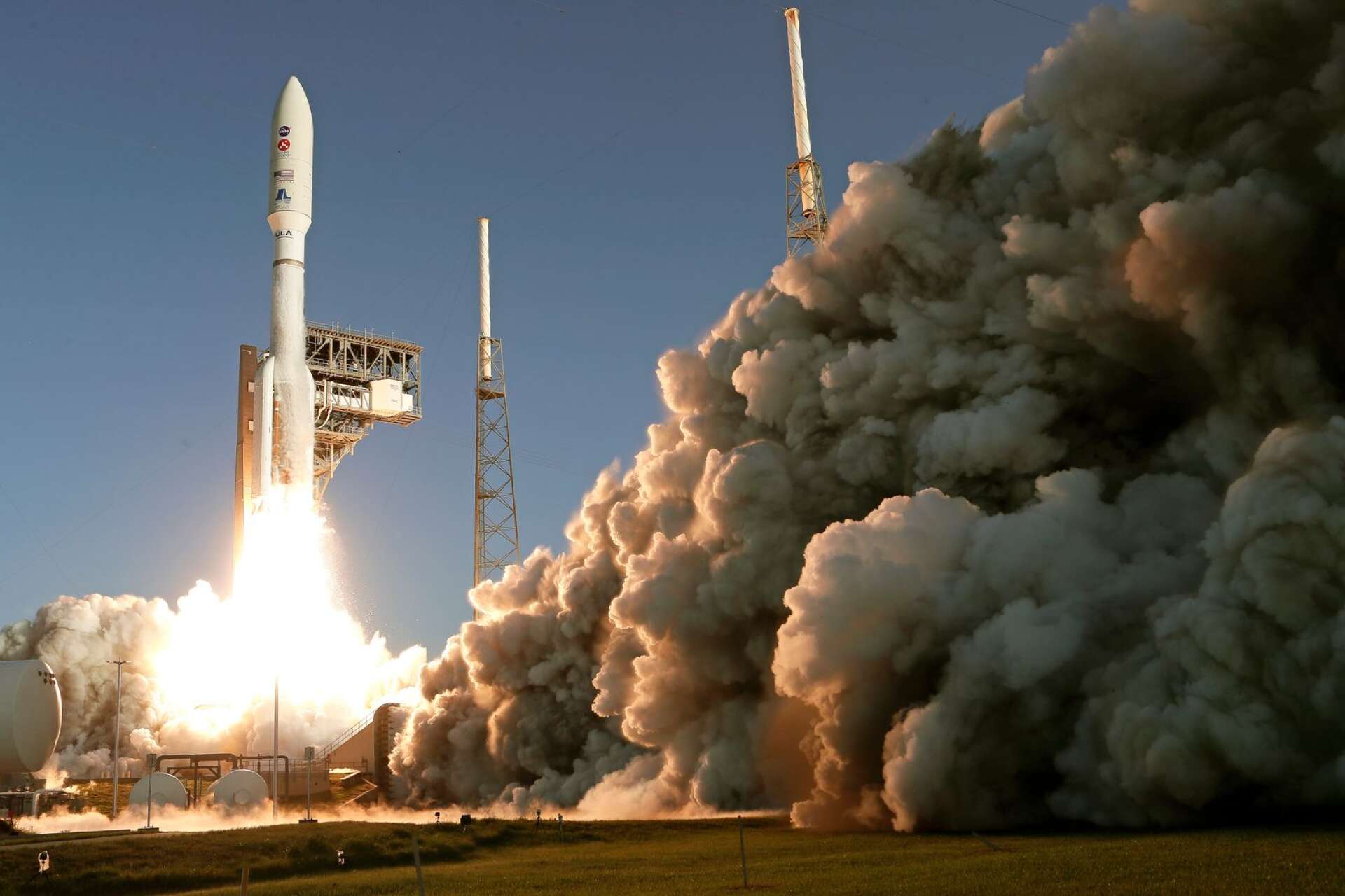 En Atlas V-raket sköts upp från startplatta 41 vid Cape Canaveral Air Force station den 30 juli 2020.