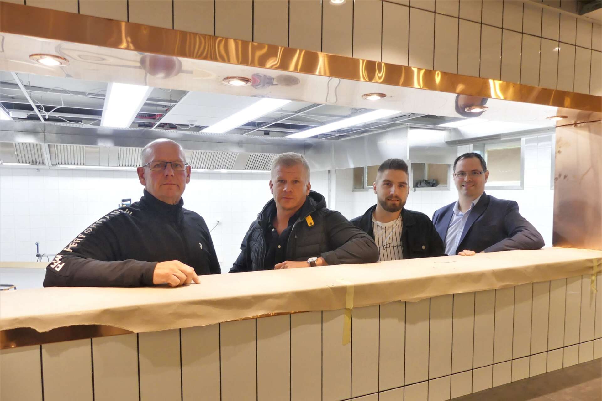 Restaurang Presseriet tog över lokalerna efter nedlagda Nygårdsrestaurangen hösten 2021 och Lars Bjurteg, Andreas Tellfors, Robin Pettersson och Tommy Olsson presenterade planerna.