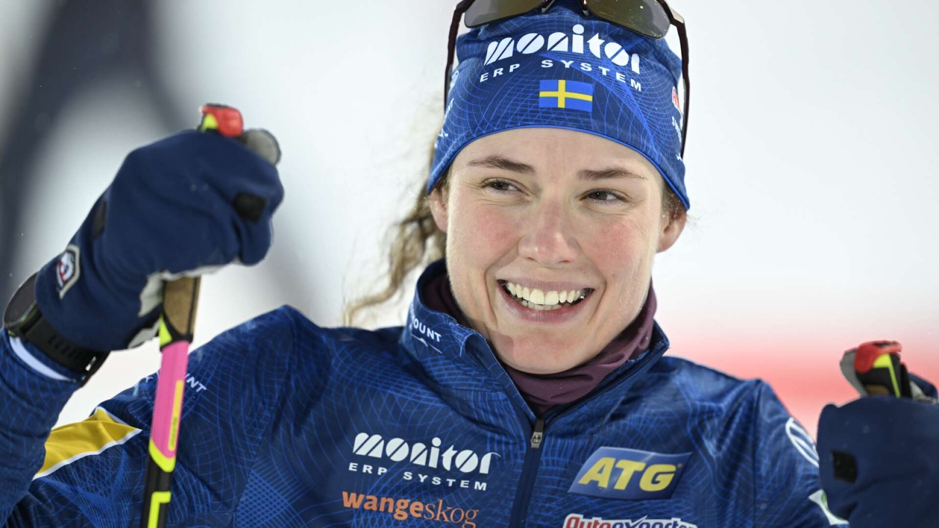 Hanna Öberg tar en av sträckorna i onsdagens VM-mixedstafett.