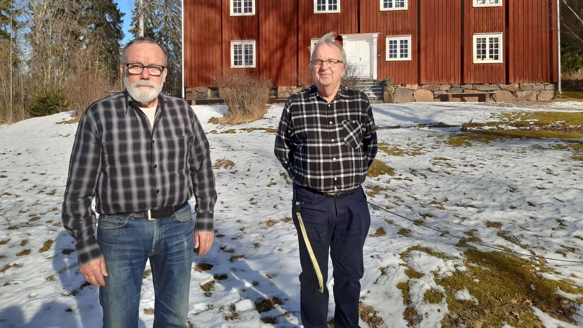 Axel Fornander (till vänster) sitter kvar som ordförande i ett år till och sekreteraren Göran Olsson blir också kvar i styrelsen. Men Filipstads bergslags hembygdsförening är fortfarande i behov av nya krafter. 